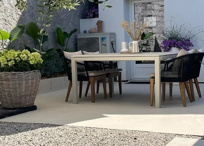A La Petite Grange Hébergement de vacances *